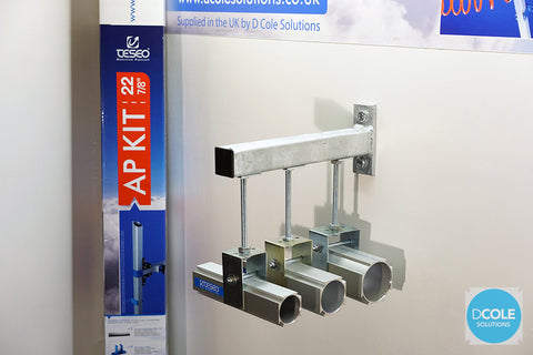 Teseo screwed rod hanging bracket